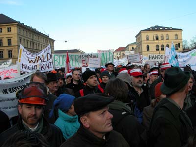 Demo Forstreform 3 Menschenmenge