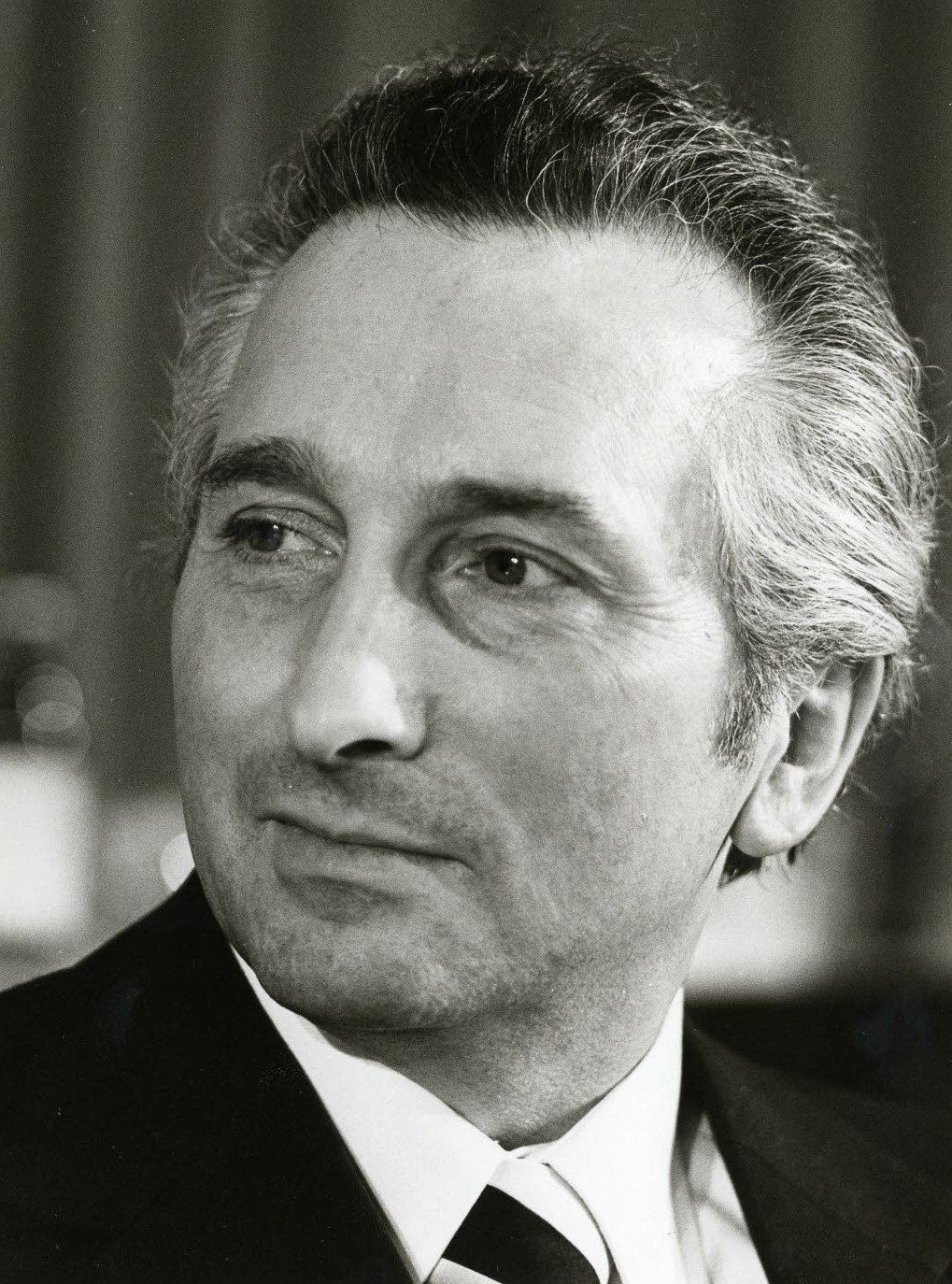Schwarzweißes Portrait von Hans Eisenmann.