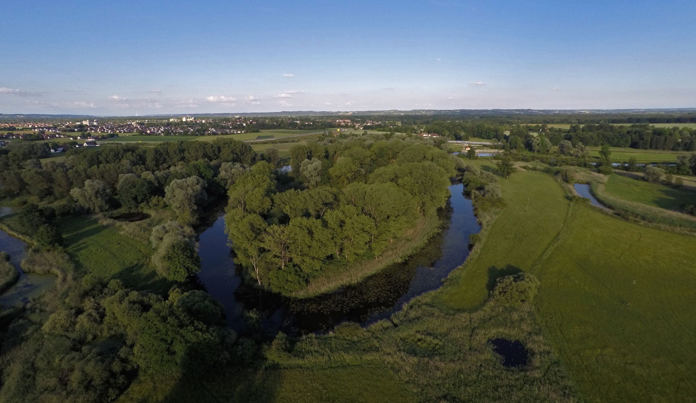 Luftaufnahme Amphibienbiotop Amperauen