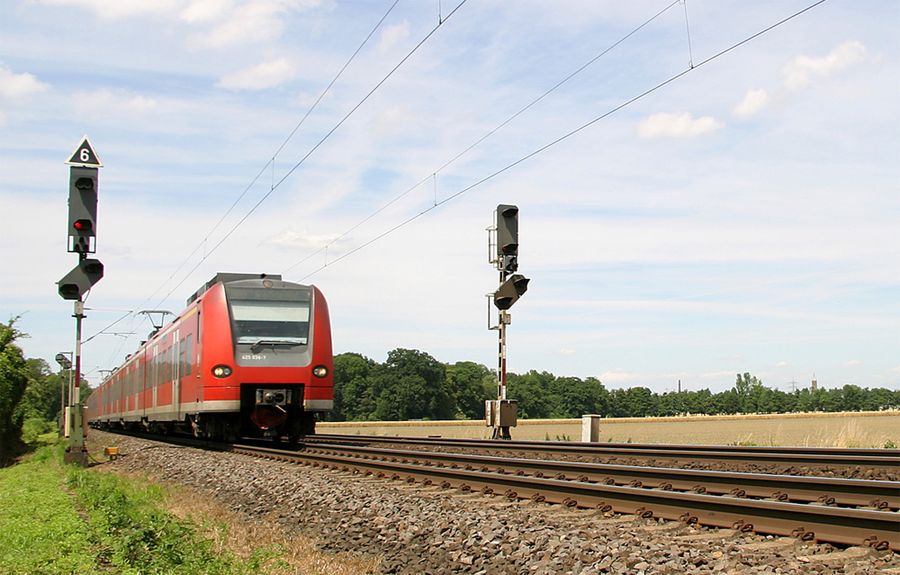 Schienenverkehr, Bahn fahren