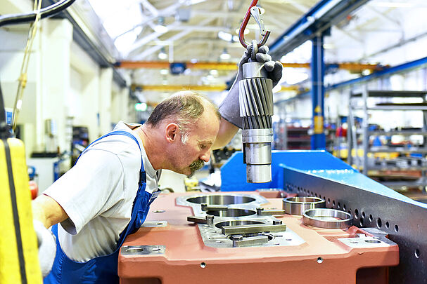 Nur jeder 35. Arbeitsplatz hängt an der Autoindustrie (Foto: industrieblick - stock.adobe.com)