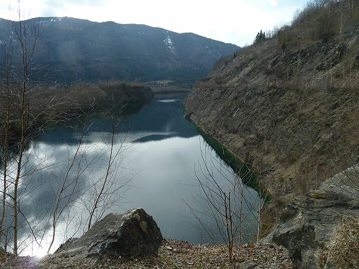 See in einem Steinbruch in den Köcheln (Foto: Winfried Berner)