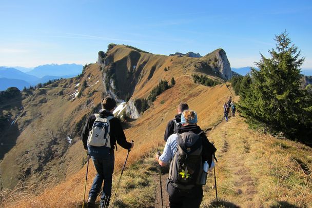 Foto: Volker Eidems Wanderer auf der Benediktenwand (Foto: Volker Eidems)