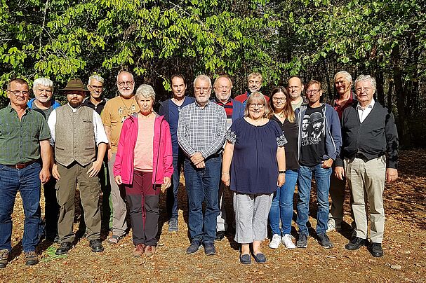 Von links: Joachim Hörnig (Mar), Reinhard Kübert (Karlburg), Christian Höhlein Torsten Ruf (beide Lohr), Erwin Scheiner, Monika Scheiner (beide Kar), Reinhard Fritz (Retzbach), Hartmut Haas-Hyronimus (Gemünden), Karl Michel (Arnstein), Matthias Brähler (lohr), Siglinde Scheiner (Steinfeld), Alexandra Pfister (Zellingen), Holder Raquet (Kreuzwertheim), Michael Pfister (Zellingen), Alfred Dill (Kar), Winfried Berner (Landesvorstand). Vier Vorstandsmitglieder waren entschuldigt Foto: Conni Schlosser