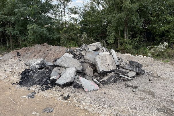 Asphaltreste