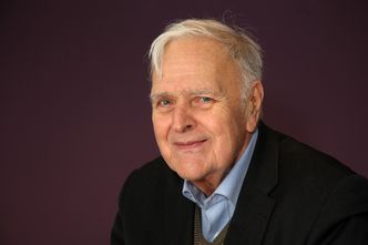 Professor Gerhard Kneitz fühlt sich der Rhön seit seiner Jugend verbunden und setzte sich für die Rettung des Rhönschafes ein. (Foto: Theresa Müller)