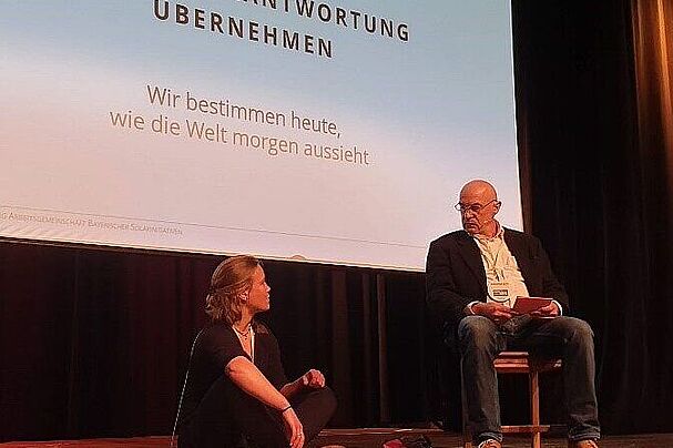 Hans Gröbmayr und und "Klimakleberin" Lea Steiner