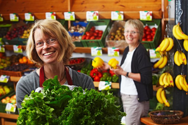 Im Biomarkt (Foto: fotolia.com/Bartussek)