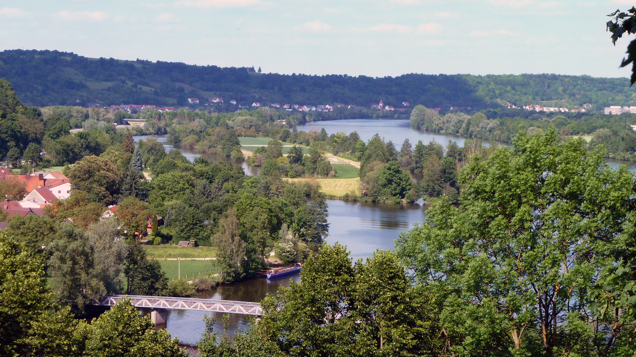 Donauinsel bei Mariaort (Foto: Winfried Berner) Blick auf die Donauinsel bei Mariaort